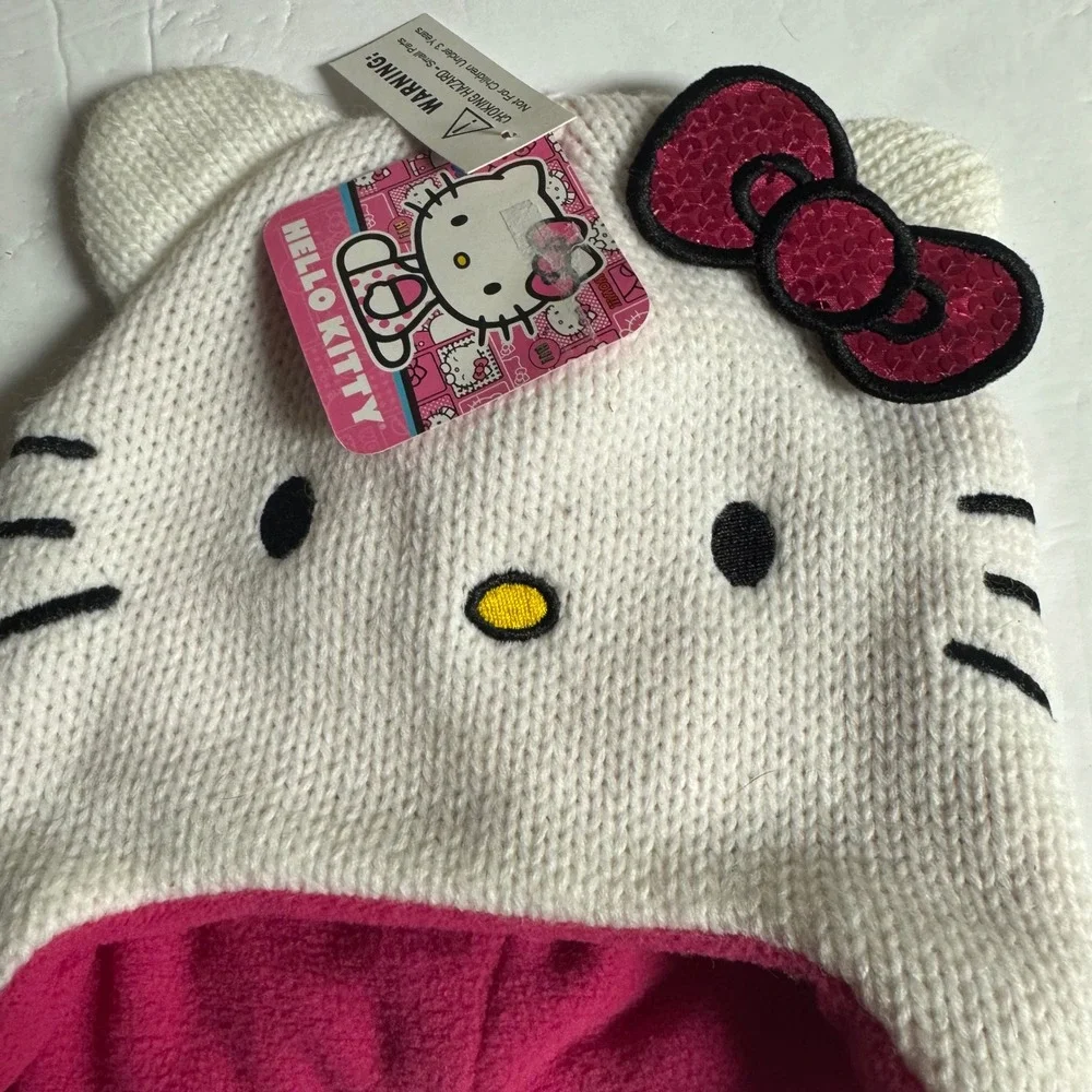 Hello‎ Kitty White Knit Beanie Hat with Pink Fleece Lining and Pom Poms Kids